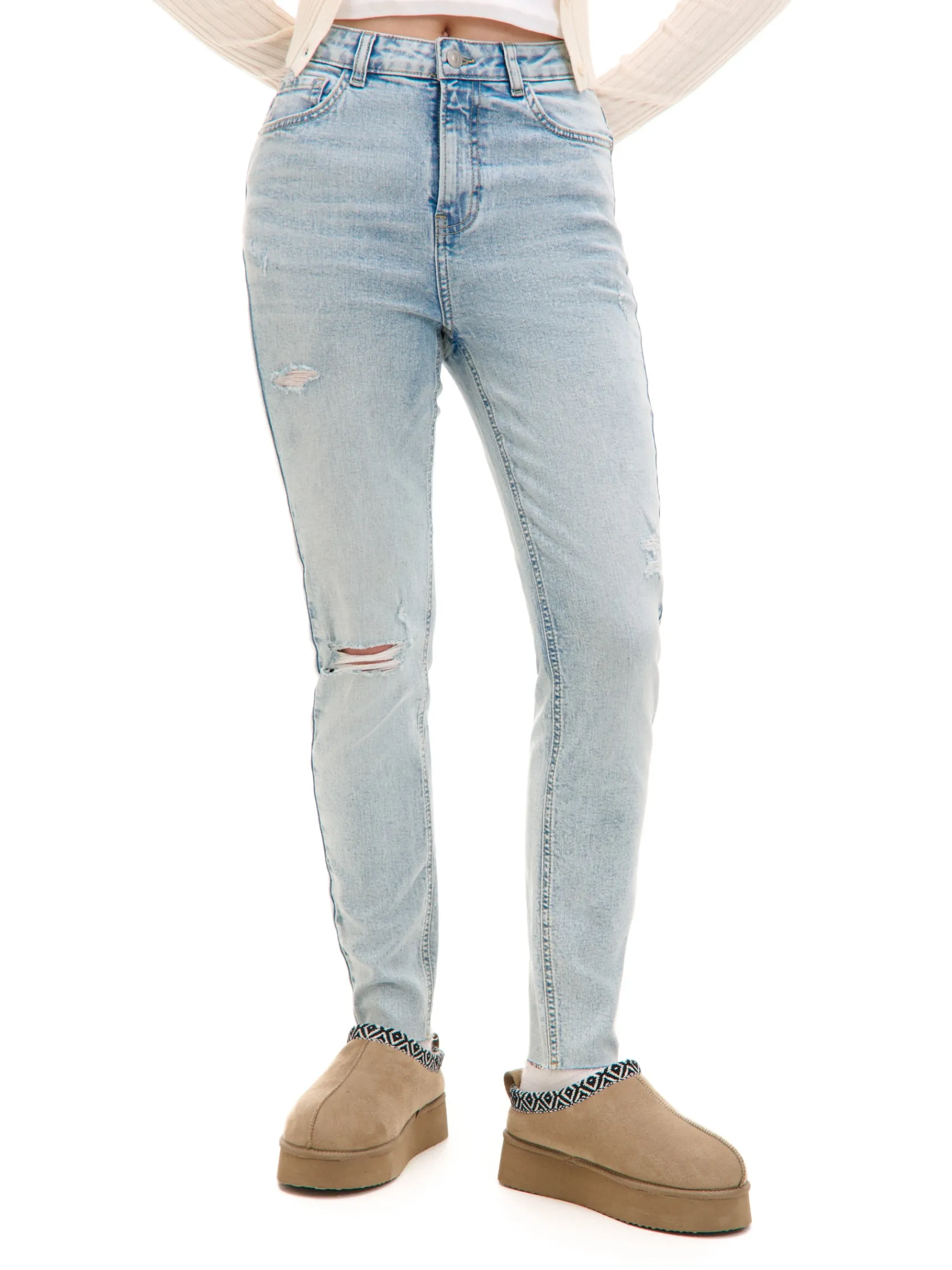 Cropp Błękitne jeansy skinny z przetarciami | Jeansy