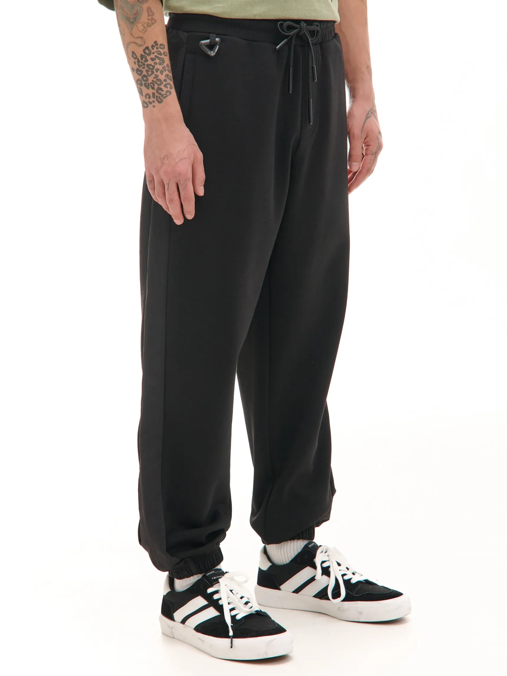 Cropp Dresowe joggery comfort fit z lampasami | Spodnie