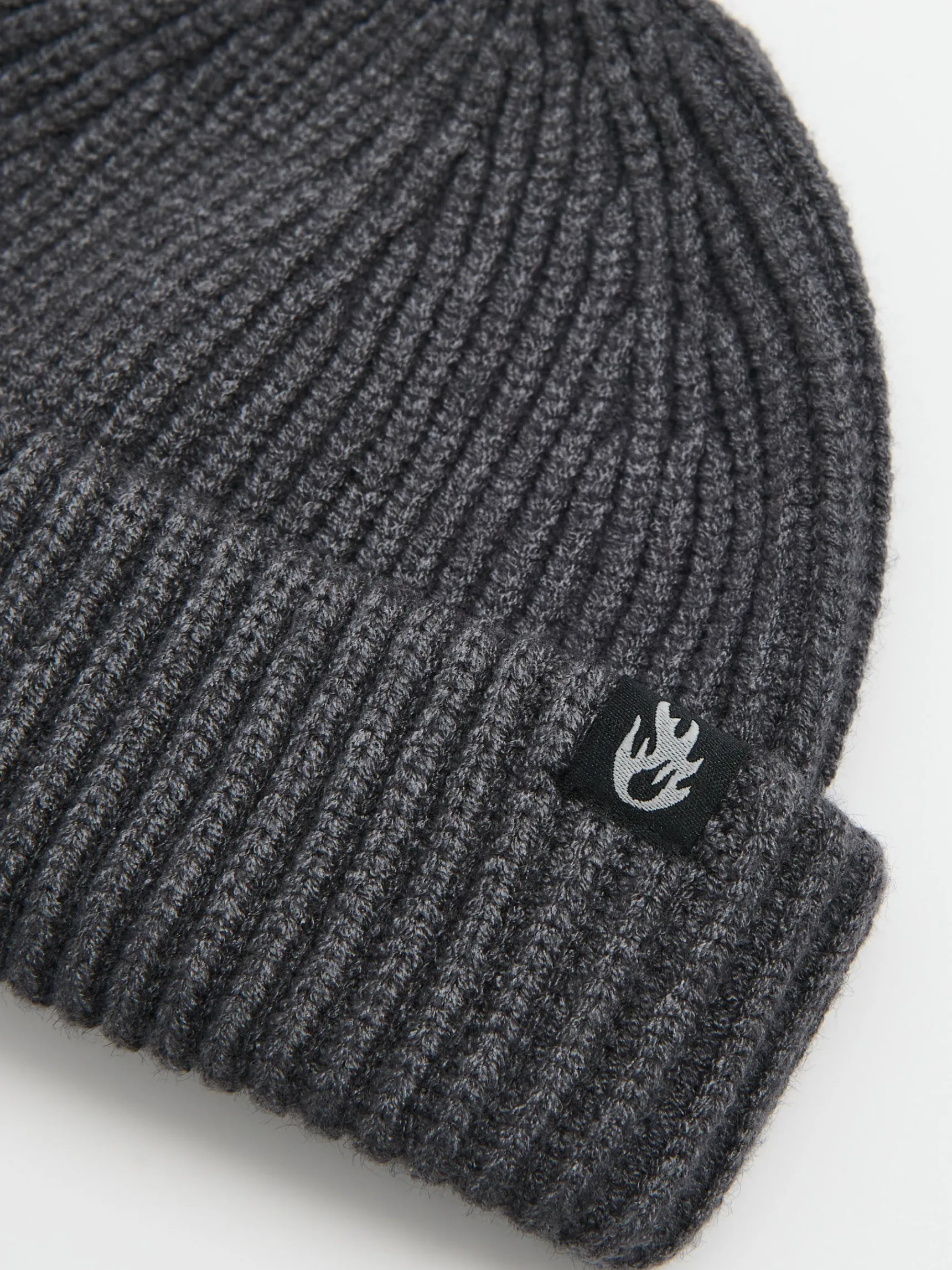 Cropp Dzianinowa czapka short beanie | Czapki | Basic