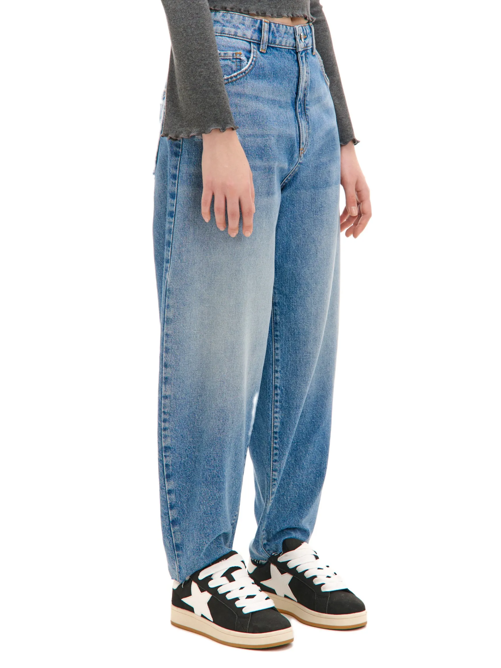 Cropp Jeansy balloon z przetarciami | Jeansy