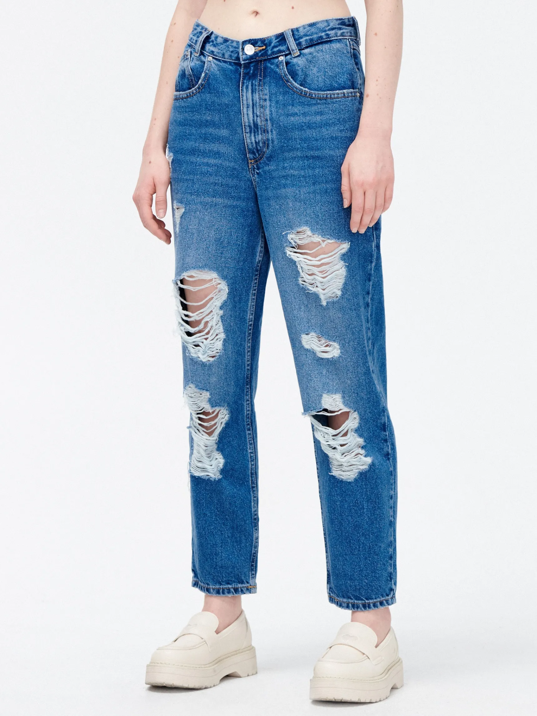 Cropp Jeansy barrel z przetarciami | Jeansy