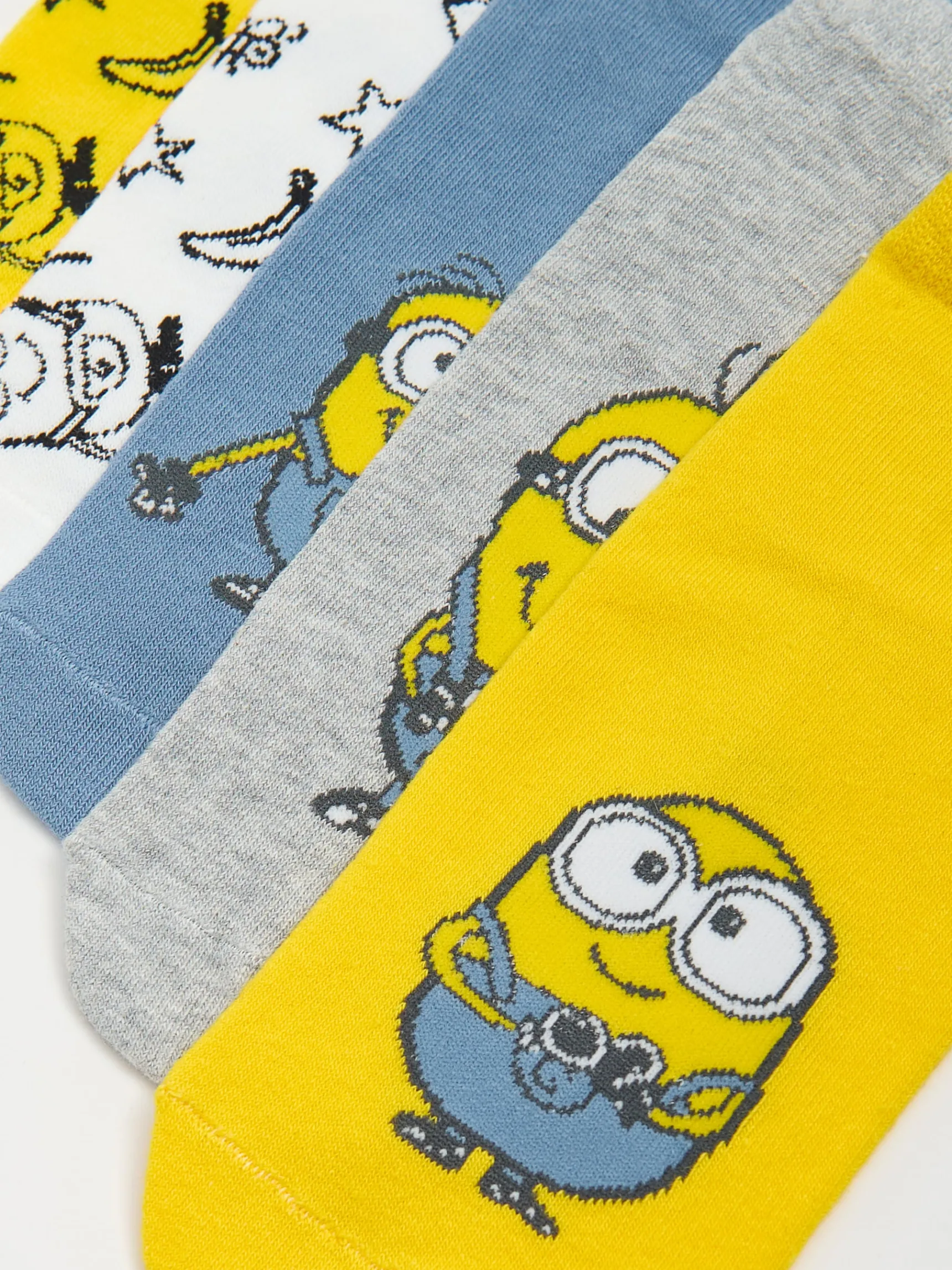 Cropp 5 pack skarpetek z Minionkami | Skarpety, Rajstopy